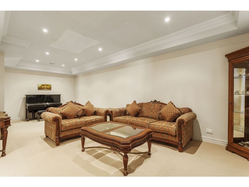 10 Narrak Road, Balwyn VIC 3103