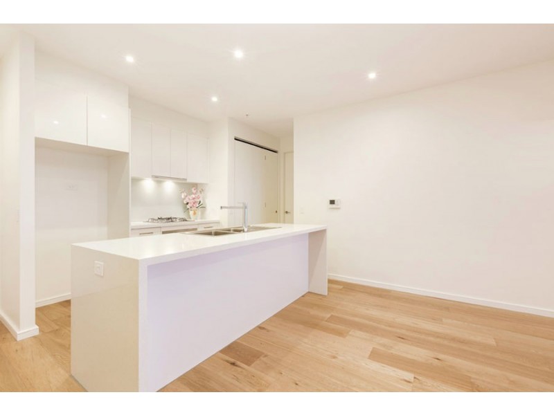 212/187-191 Reynolds Road, Doncaster East VIC 3109