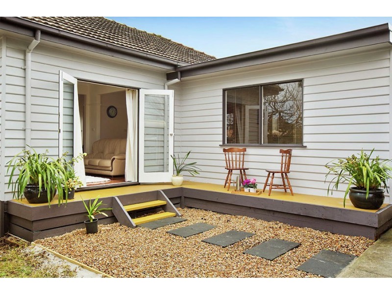 26 Ormond Road, Clayton VIC 3168