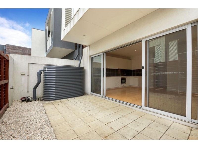 18 Waxflower Crescent, Bundoora VIC 3083