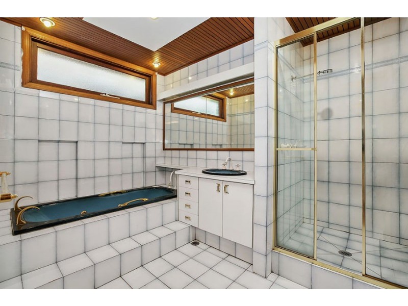 16 Outlook Rise, Bundoora VIC 3083