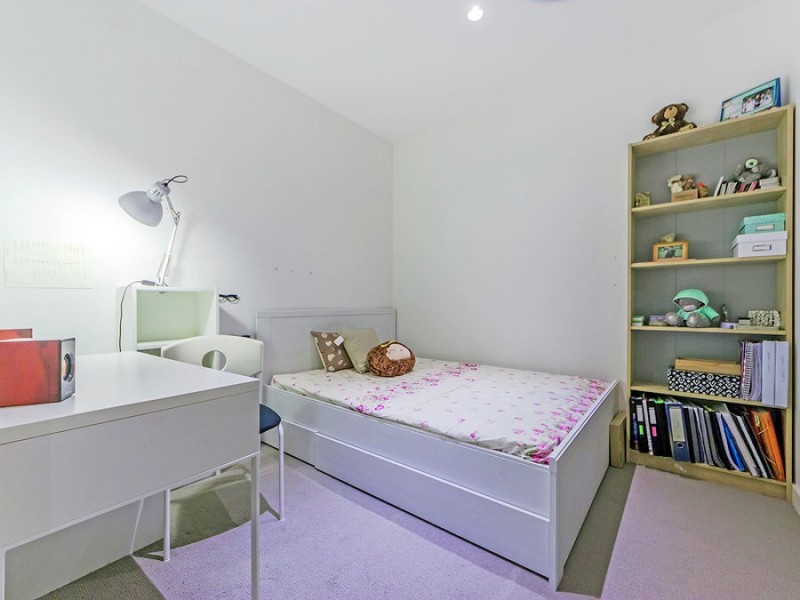 417/74 Queens Road, Melbourne VIC 3000