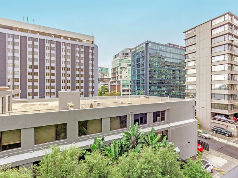 417/74 Queens Road, Melbourne VIC 3000