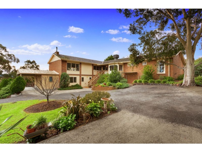 153 Victoria Road, Chirnside Park VIC 3116