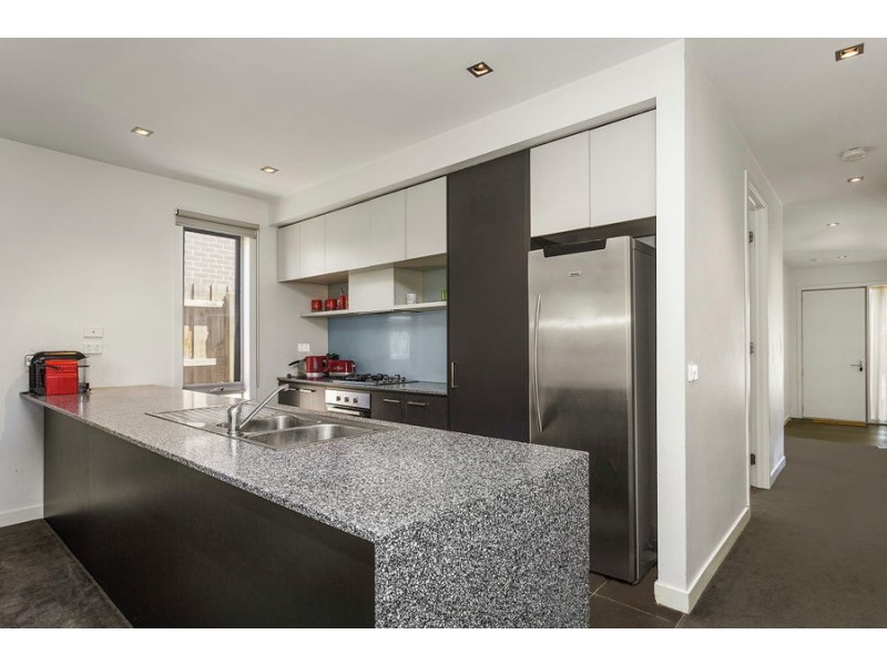 22 Ormond Boulevard, Bundoora VIC 3083