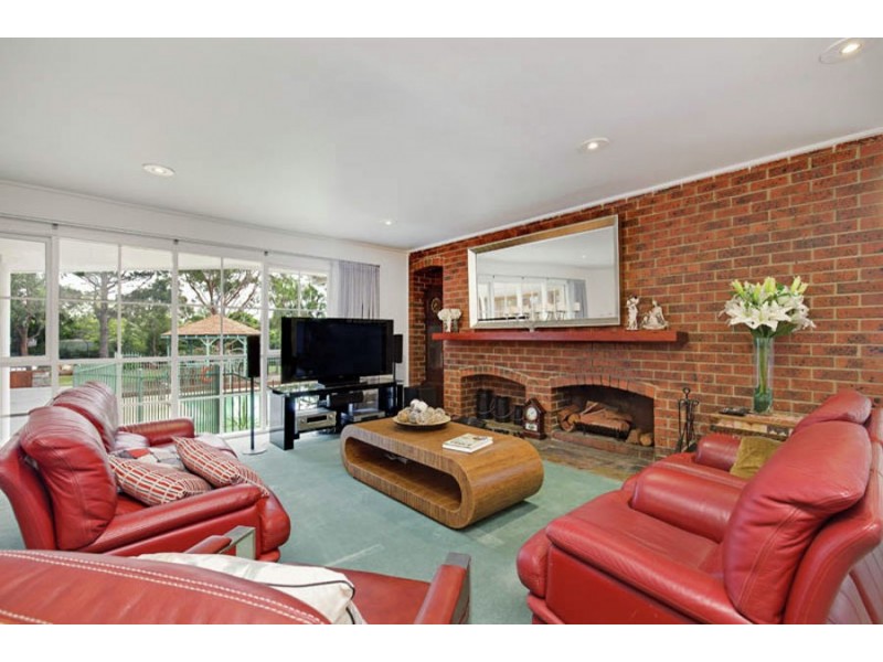7 Benson Drive, Yering VIC 3770