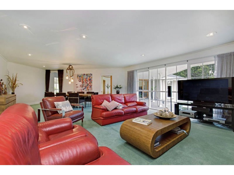 7 Benson Drive, Yering VIC 3770