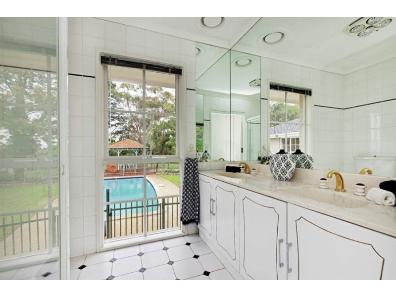 7 Benson Drive, Yering VIC 3770