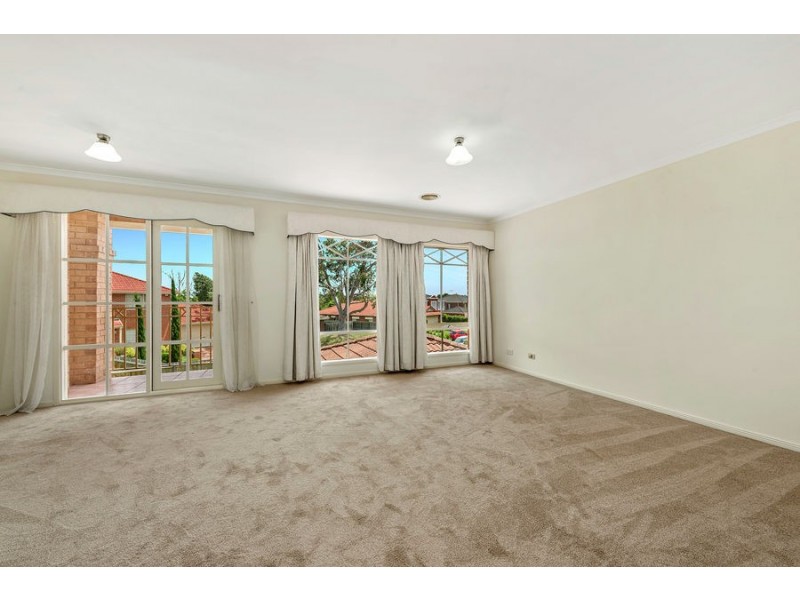9 Thames Court, Mulgrave VIC 3170