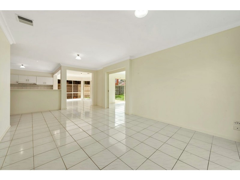 9 Thames Court, Mulgrave VIC 3170