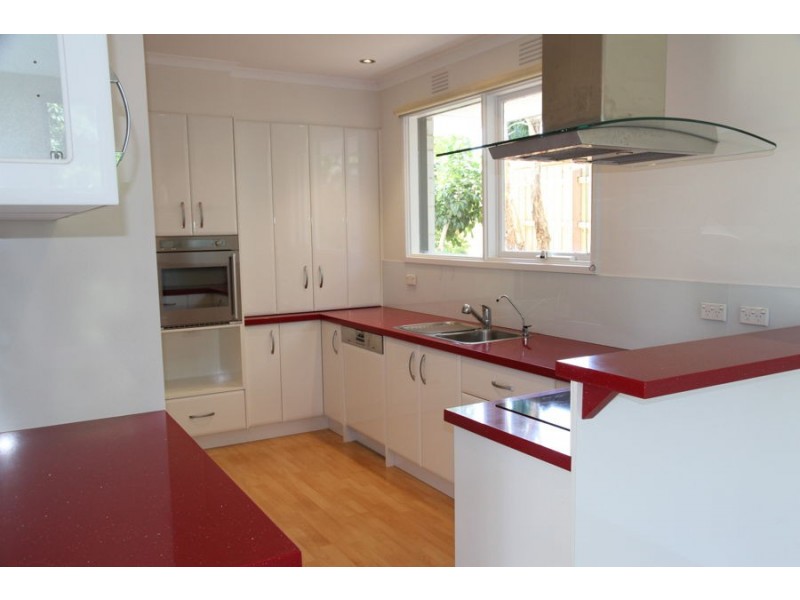 1 Sherwood Court, Doncaster East VIC 3109