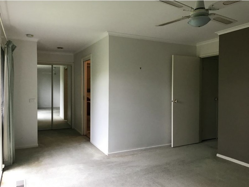 11 Tetragona Quadrant, Rowville VIC 3178