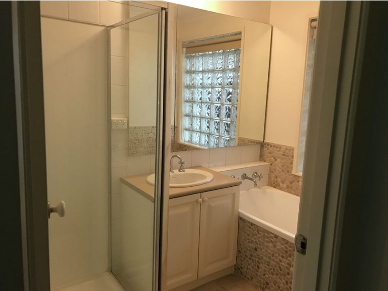 11 Tetragona Quadrant, Rowville VIC 3178