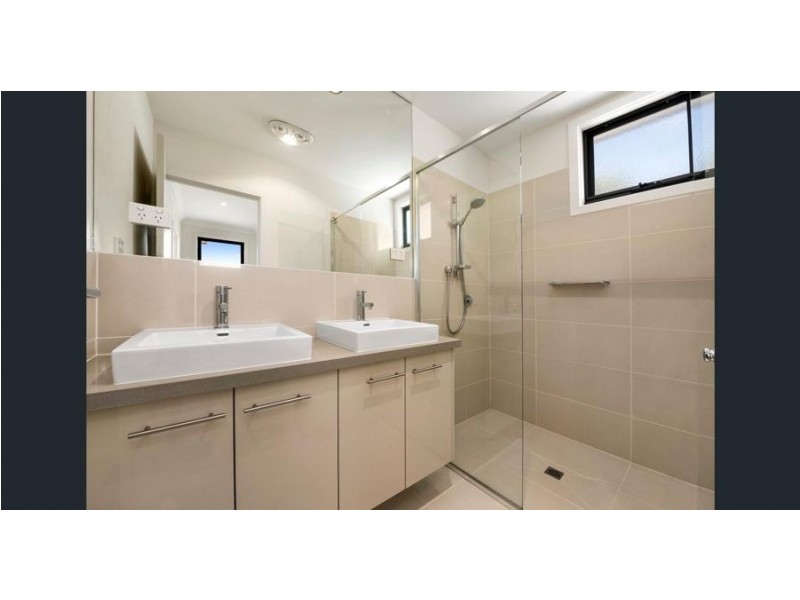 1/7 Johnston Street, Burwood VIC 3125