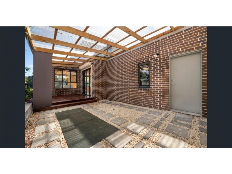 1/7 Johnston Street, Burwood VIC 3125