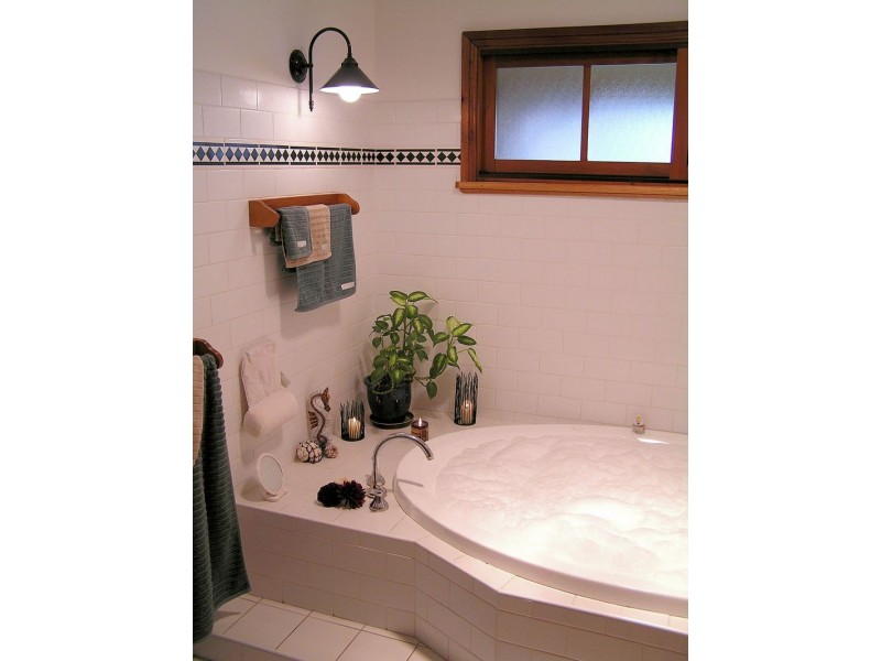 170 Grand Parade, Bonnells Bay NSW 2264