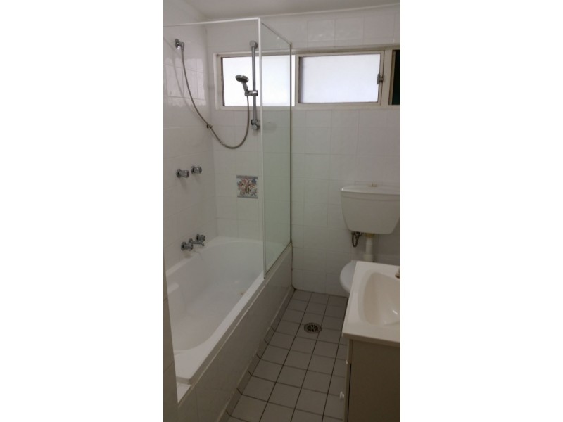 63 Coral Crescent, Gateshead NSW 2290