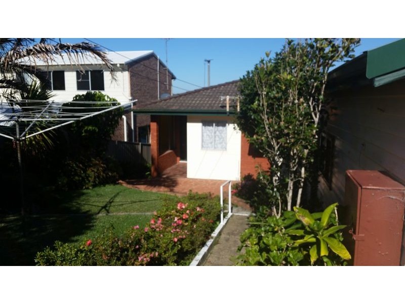 44 Sealand Road, Fishing Point NSW 2283