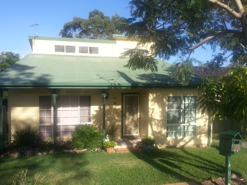 142 Sealand Road, Fishing Point NSW 2283