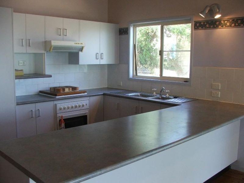 142 Sealand Road, Fishing Point NSW 2283