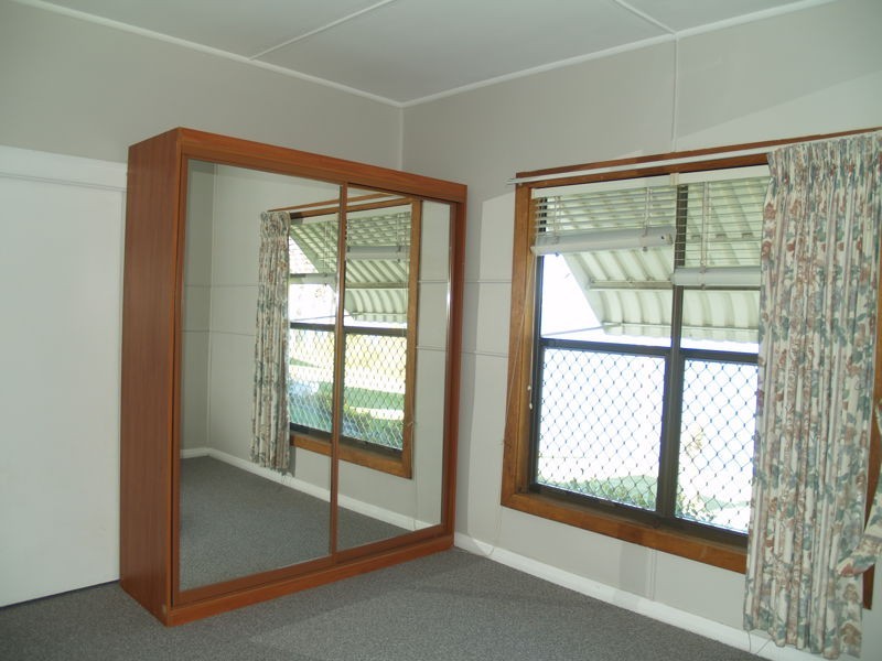 12 George Street, Marmong Point NSW 2284