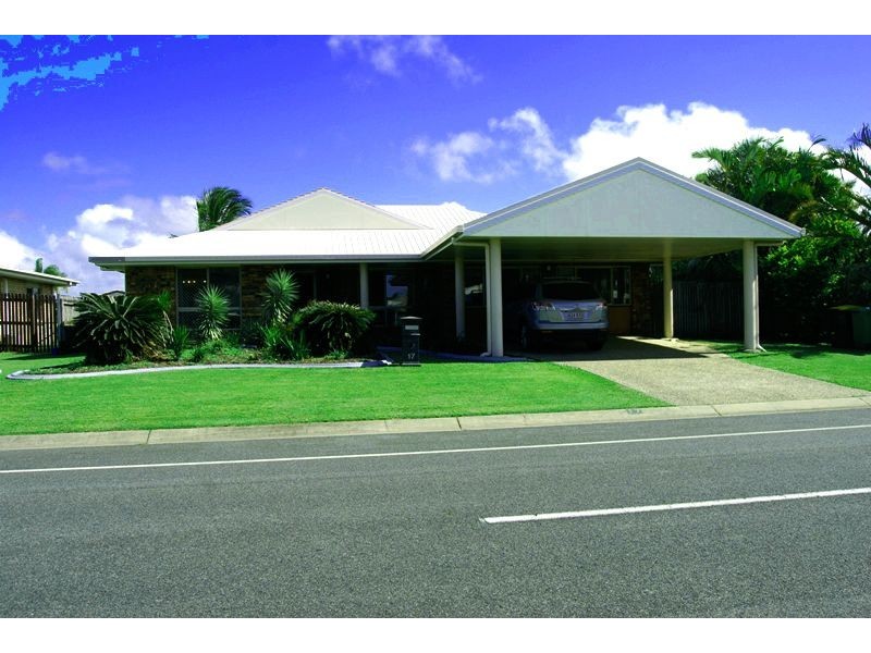 17 Caledonian Dr, Beaconsfield QLD 4740