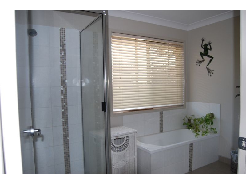 4 Reg Smith St, Marian QLD 4753