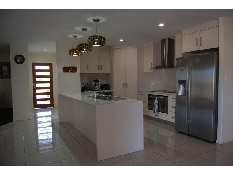 5 Floresta Lane, Beaconsfield QLD 4740