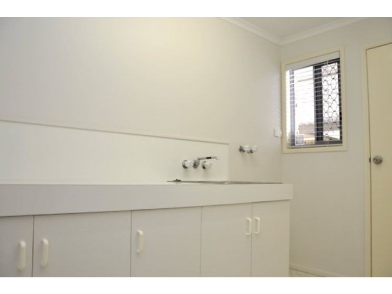 43 Renae St, Andergrove QLD 4740