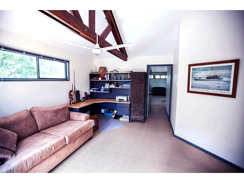 14 Admiral Dr, Dolphin Heads QLD 4740