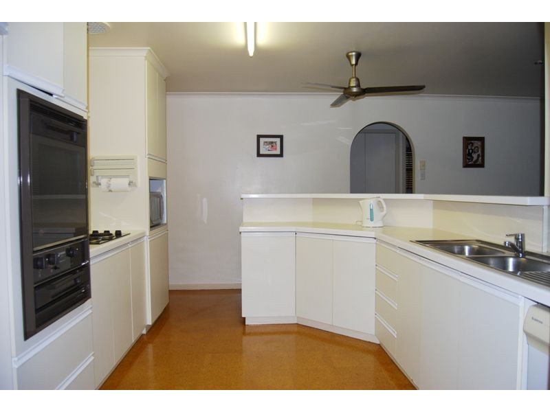 28 Cavanagh, Blacks Beach QLD 4740