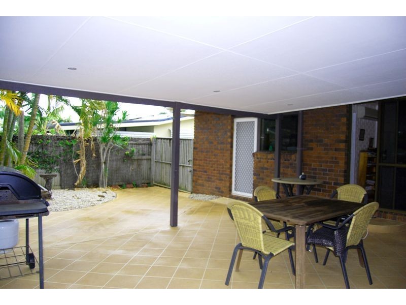 28 Cavanagh, Blacks Beach QLD 4740