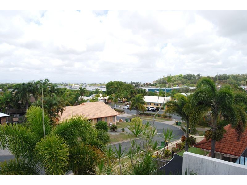 9a Clearvista Cr, Mount Pleasant QLD 4740
