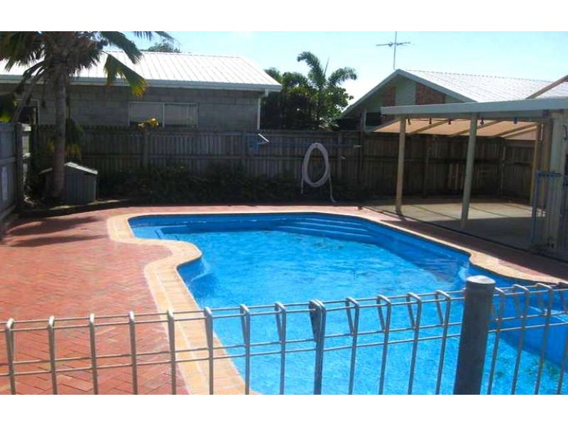 9 Howard St, Hay Point QLD 4740