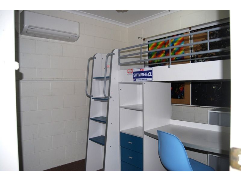 9 Howard St, Hay Point QLD 4740