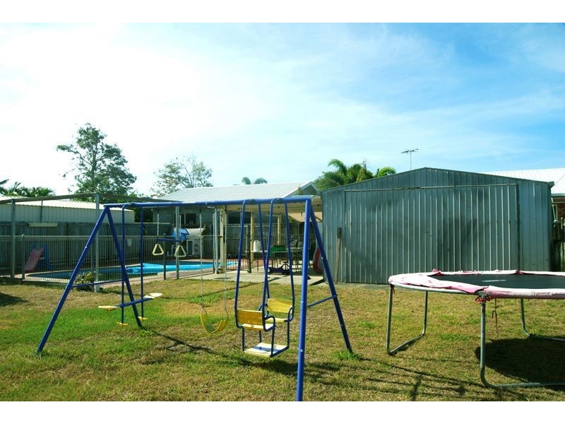 9 Howard St, Hay Point QLD 4740