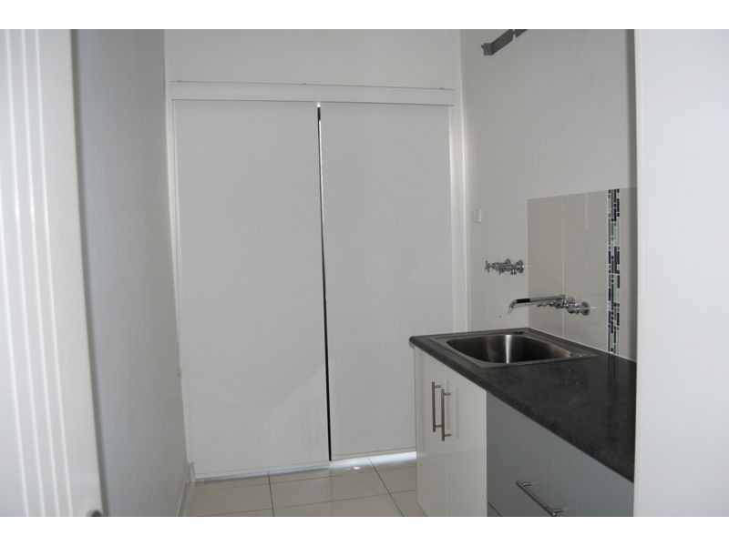 4 Fairmeadow Dr, Mount Pleasant QLD 4740