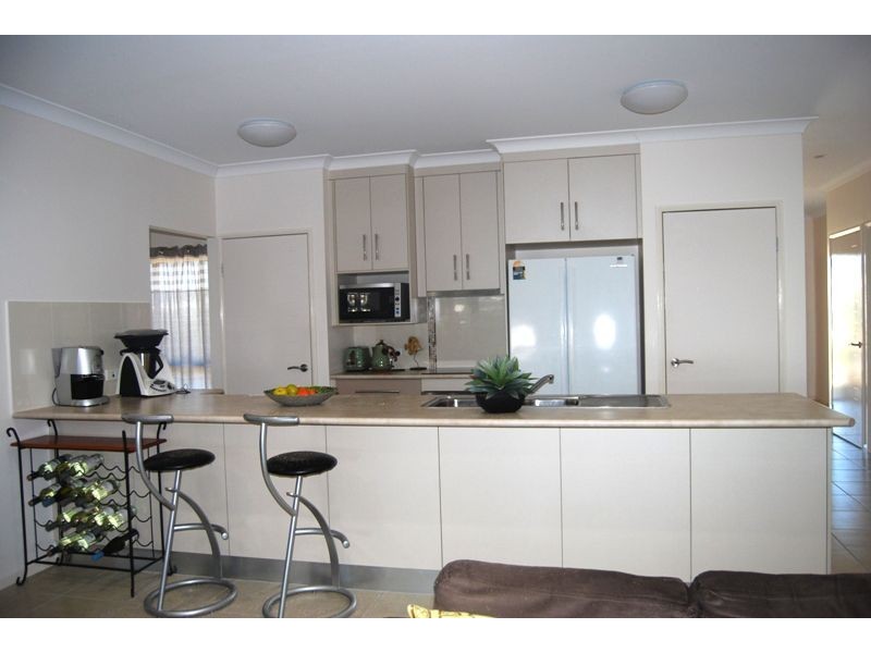 14 Audrena St, Salonika Beach QLD 4740