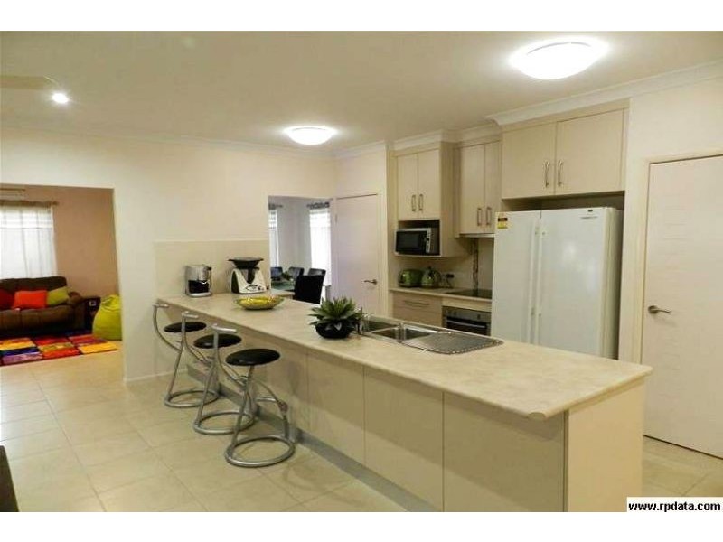 14 Audrena St, Salonika Beach QLD 4740