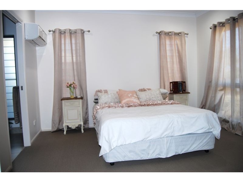 14 Audrena St, Salonika Beach QLD 4740
