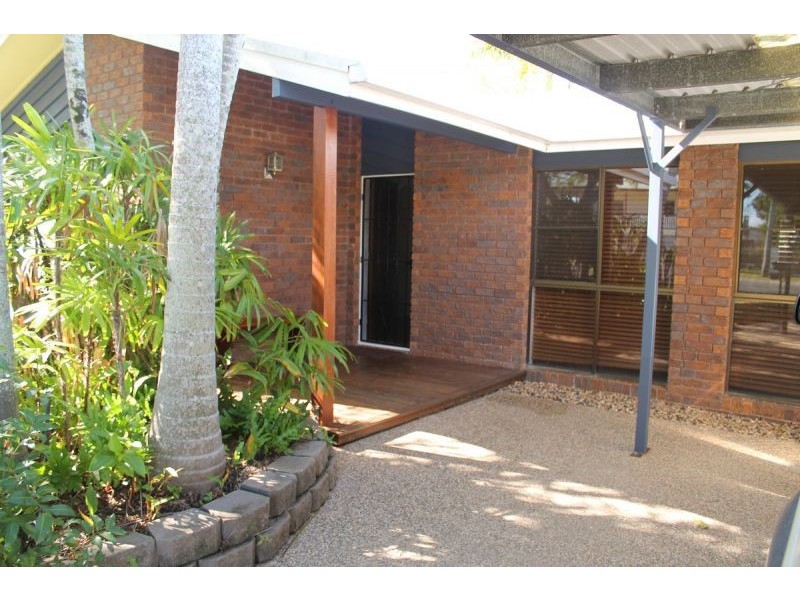 28 Cavanagh, Blacks Beach QLD 4740