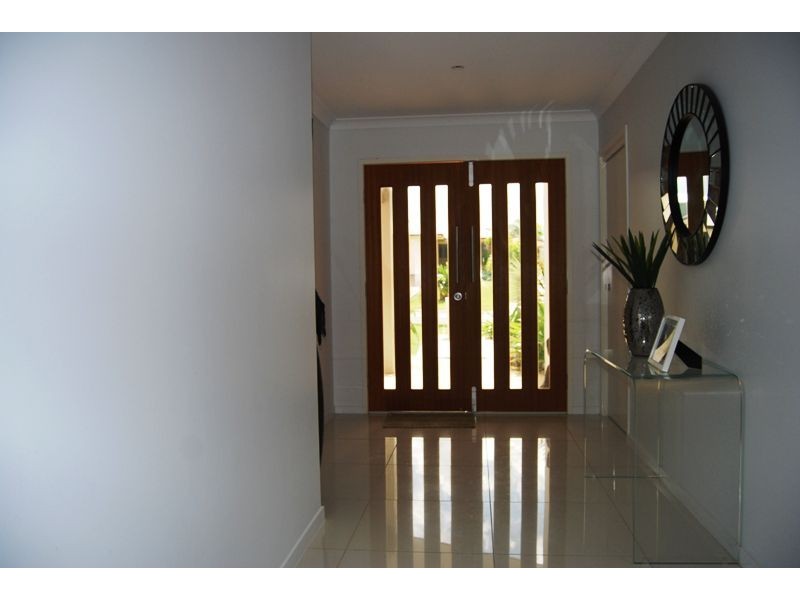 4 Rafter Crt, Rural View QLD 4740