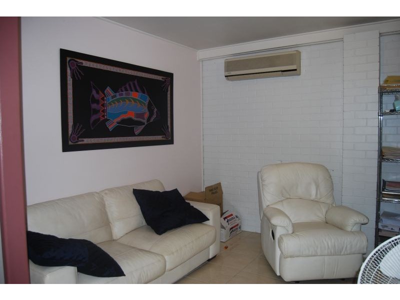 38 Loudon St, Mount Pleasant QLD 4740