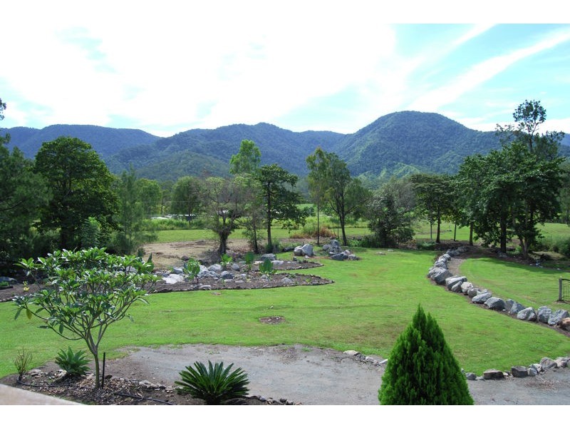 49 De Bonis Road, Netherdale QLD 4756