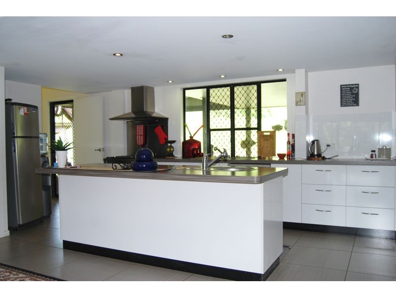 49 De Bonis Road, Netherdale QLD 4756