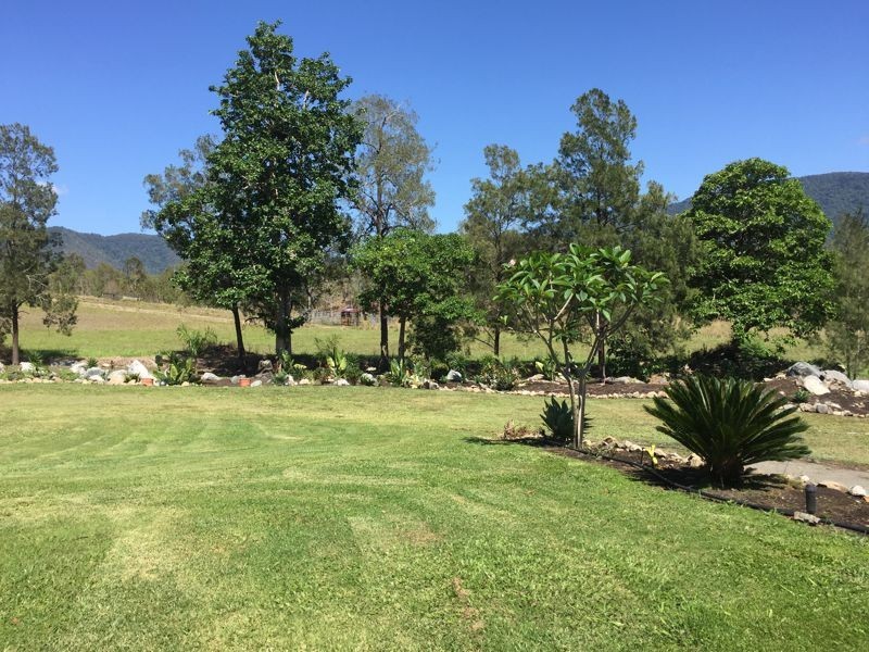 49 De Bonis Road, Netherdale QLD 4756