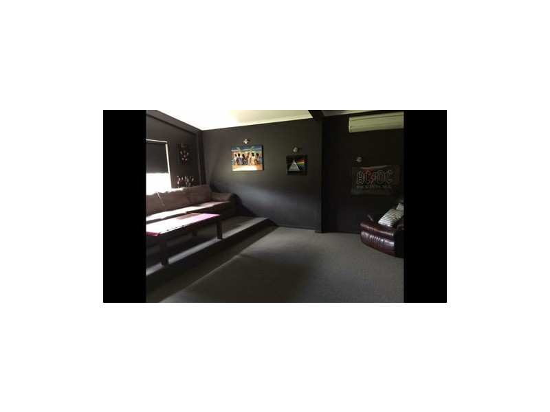 49 De Bonis Road, Netherdale QLD 4756