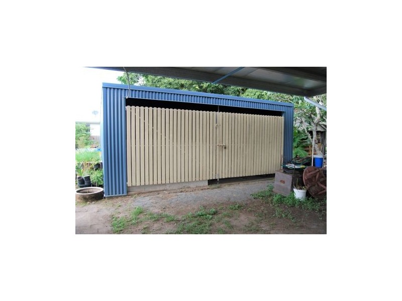 399 Shakespeare St, Mackay QLD 4740
