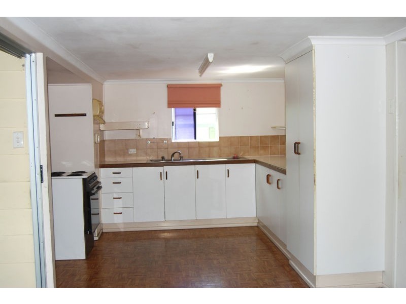 399 Shakespeare St, Mackay QLD 4740