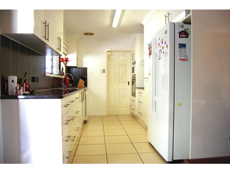 1 Kilgour St, South Mackay QLD 4740